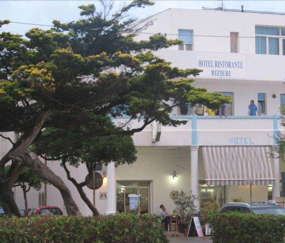 Hotel Rizieri Santa Maria di Leuca Exterior foto